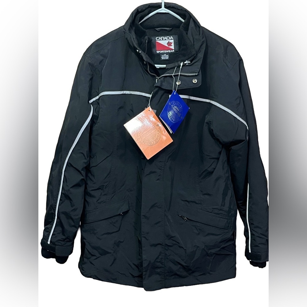 NWT Genuine Canada Sportswear Winter Coat with Removable Shell Youth Large